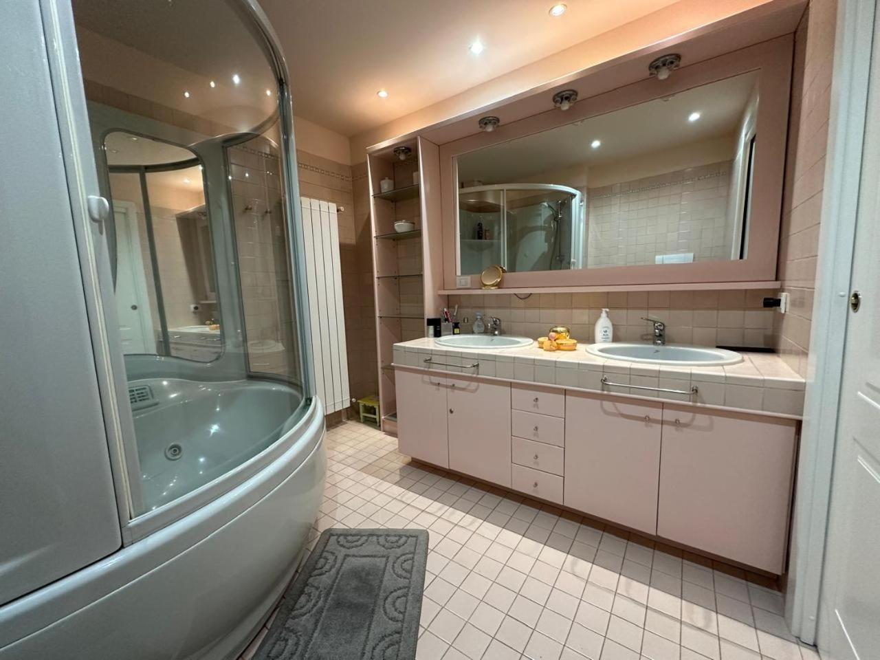Sana Luxury Apartment Stresa Exteriér fotografie